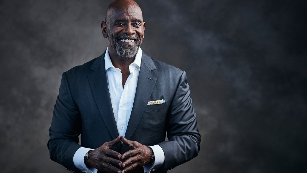 Te Contamos La Historia Completa Del Millonario Chris Gardner Enqueinvertir