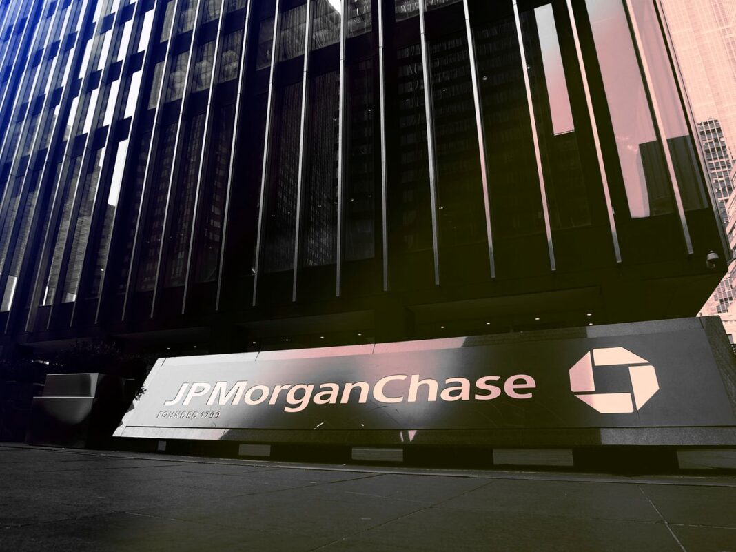 JPMorgan ve vulnerabilidad en el mercado de valores en el corto plazo