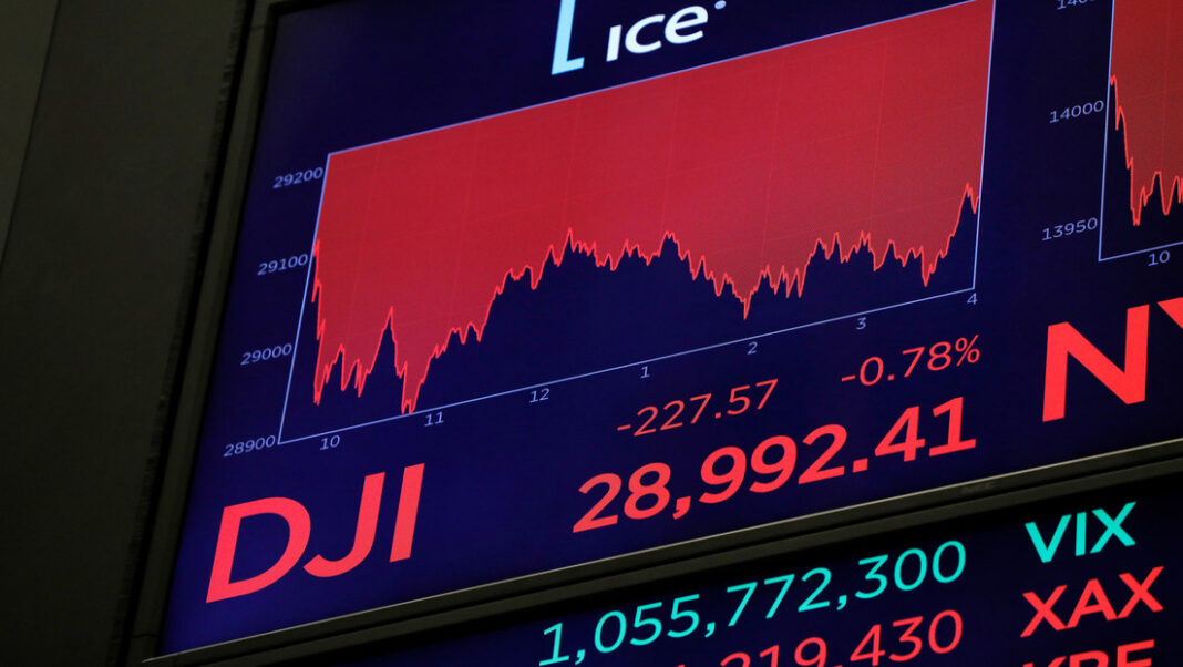 Índice Dow Jones cerró ayer en números rojos