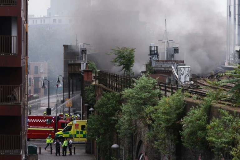 Urgente Explosión e incendio en el metro de Londres