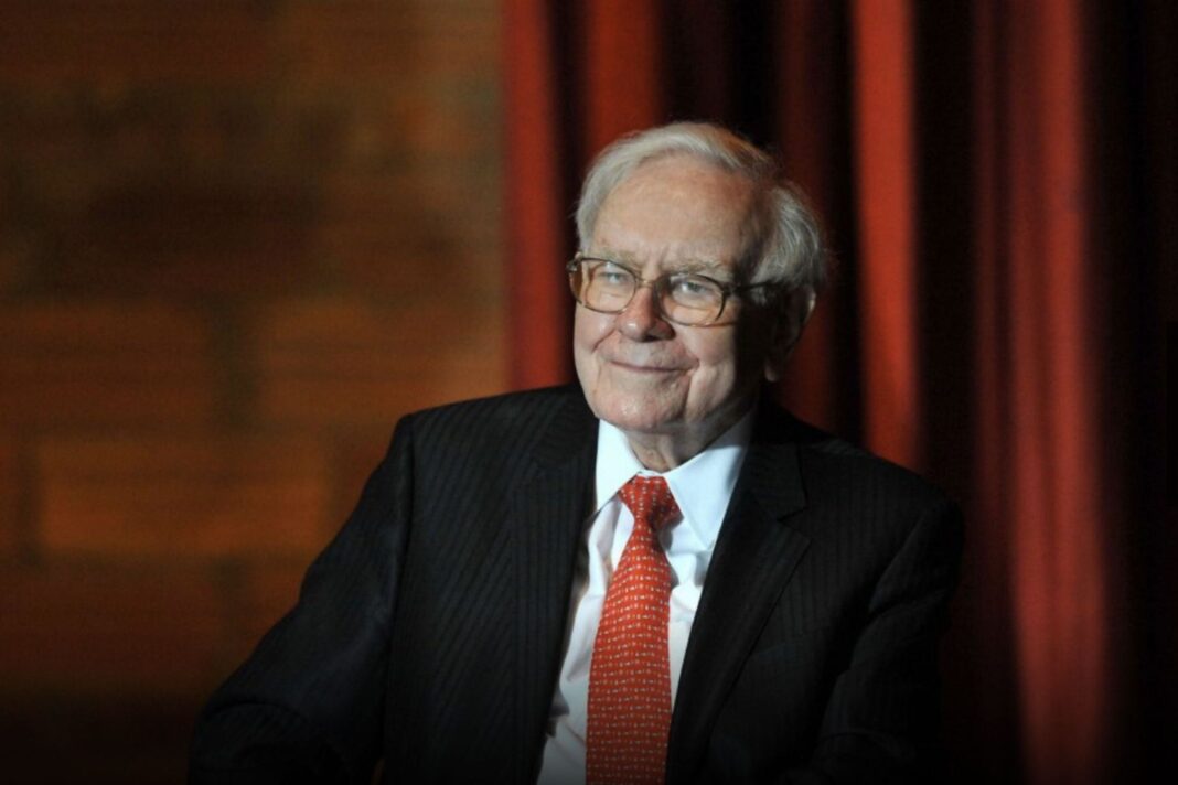 Warren Buffett ralentizó la recompra de acciones mientras los mercados siguen registrando nuevos máximos históricos