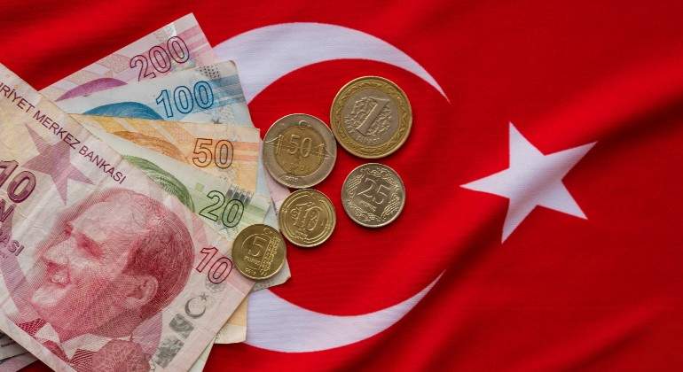 La Lira turca perdió 23% de su valor en 2021