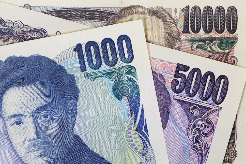 El yen sufre una caída histórica, ¿qué significa esto?