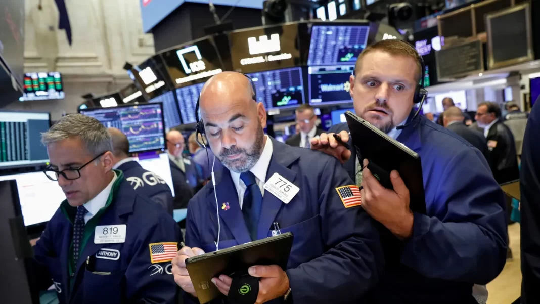 Wall Street se inclinó a la pérdida con nuevas declaraciones de la FED